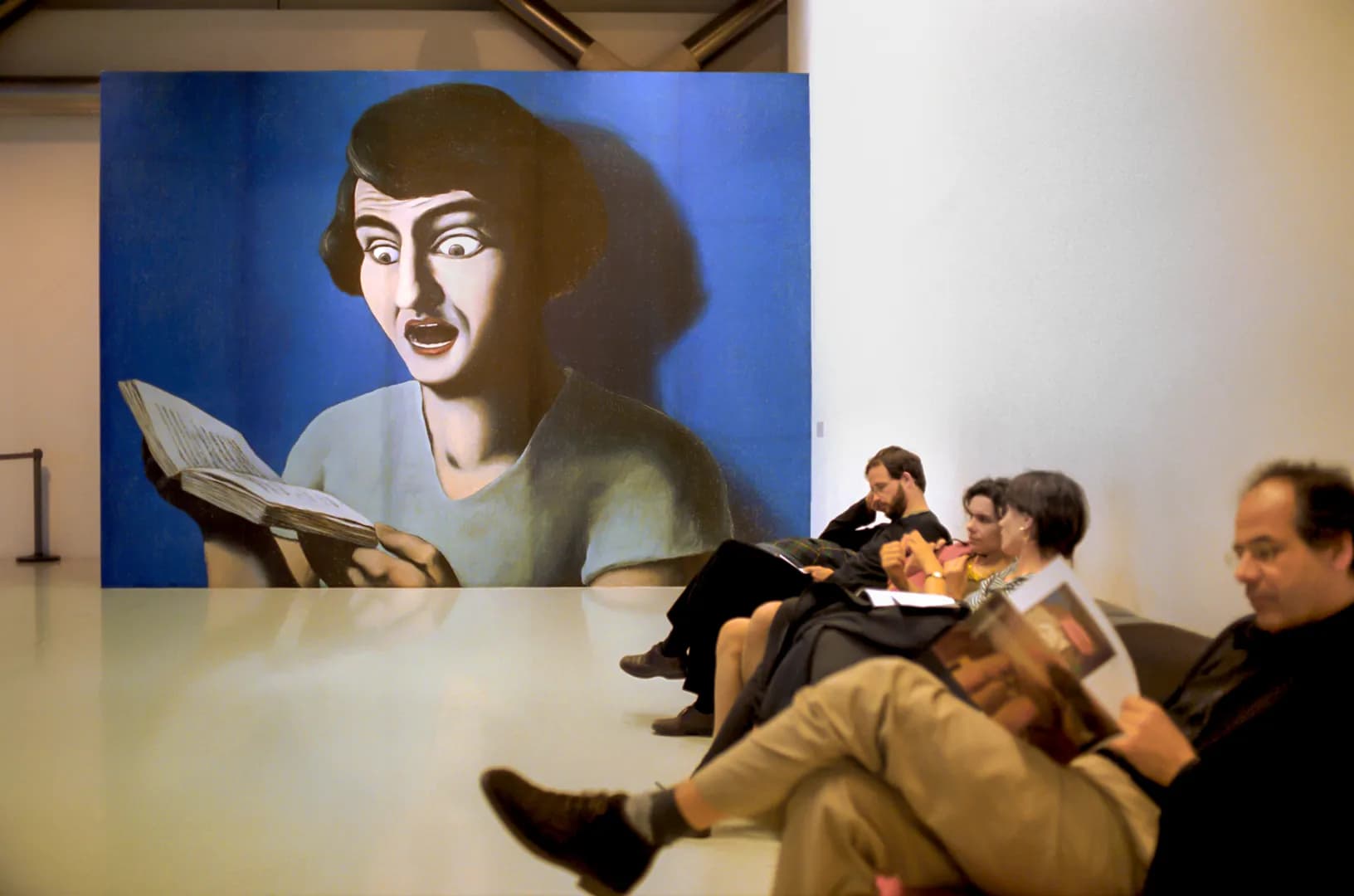 La peinture abîmée.